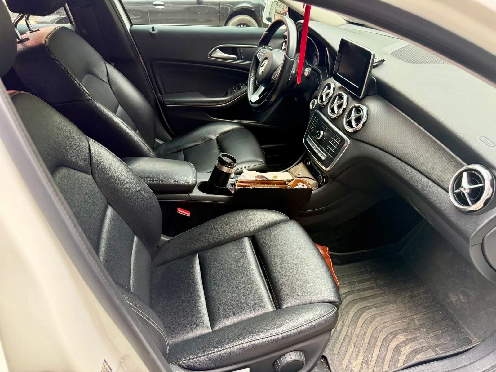 Mercedes Benz GLA 180 2018 - imagen 4