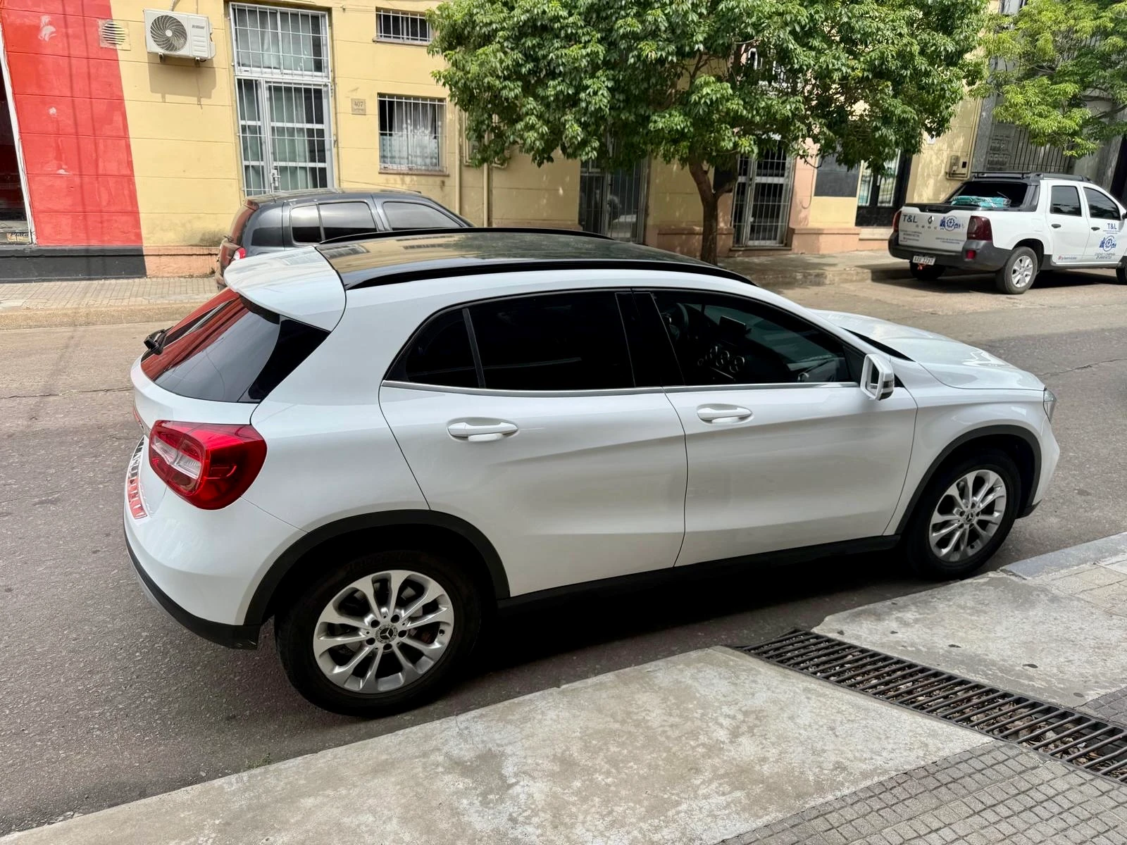 Mercedes Benz GLA 180 2018 - imagen 3