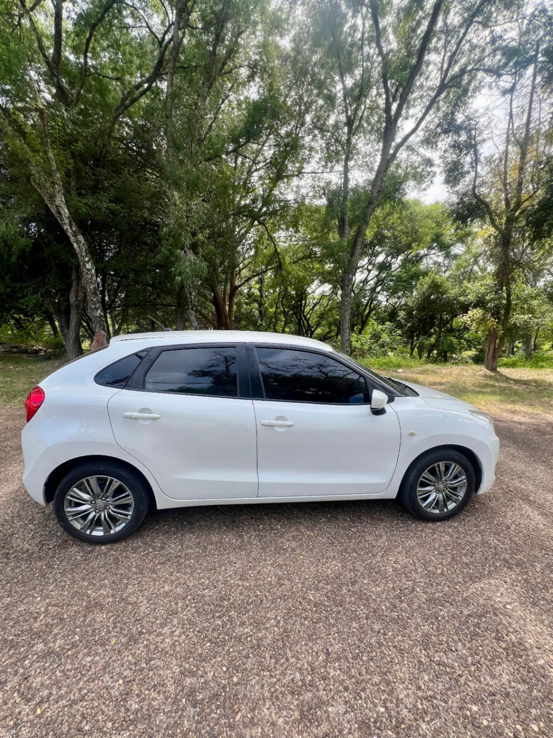 Suzuki Baleno GL 2019 - imagen 10