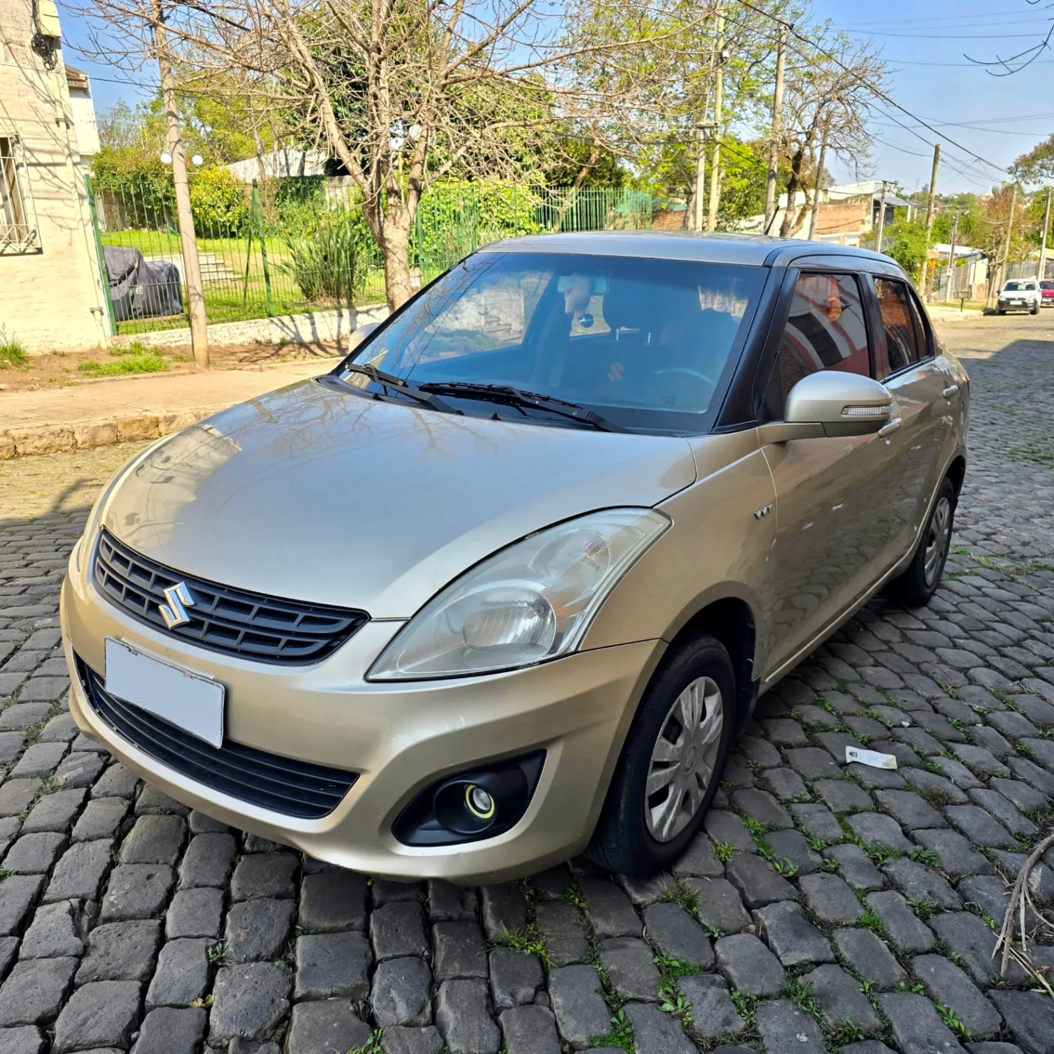 Suzuki Dzire gl 2012 - imagen 10