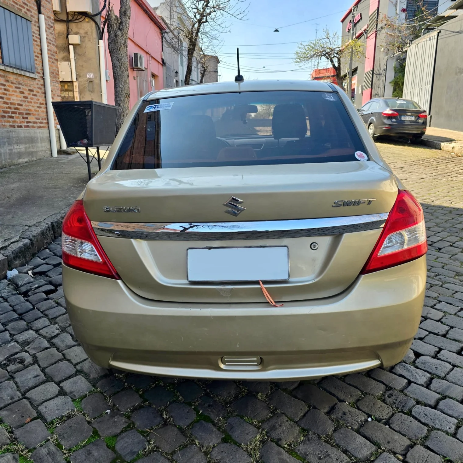 Suzuki Dzire gl 2012 - imagen 5