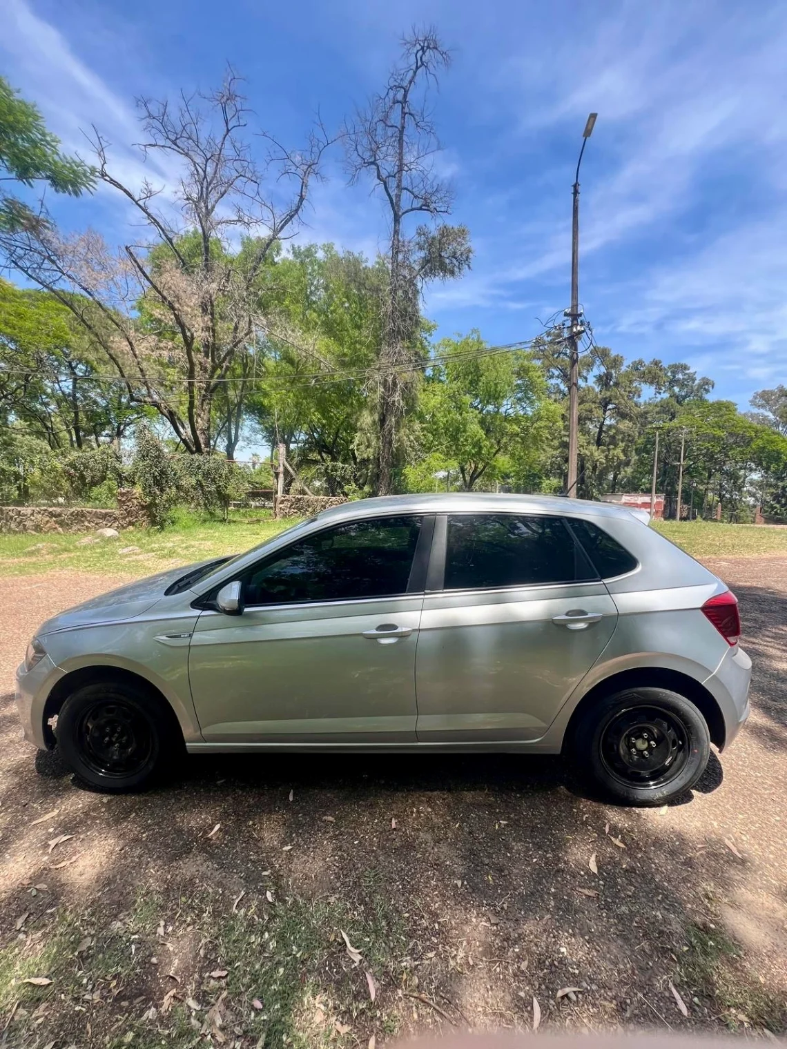 Volkswagen Polo Confortline 2018 - imagen 2
