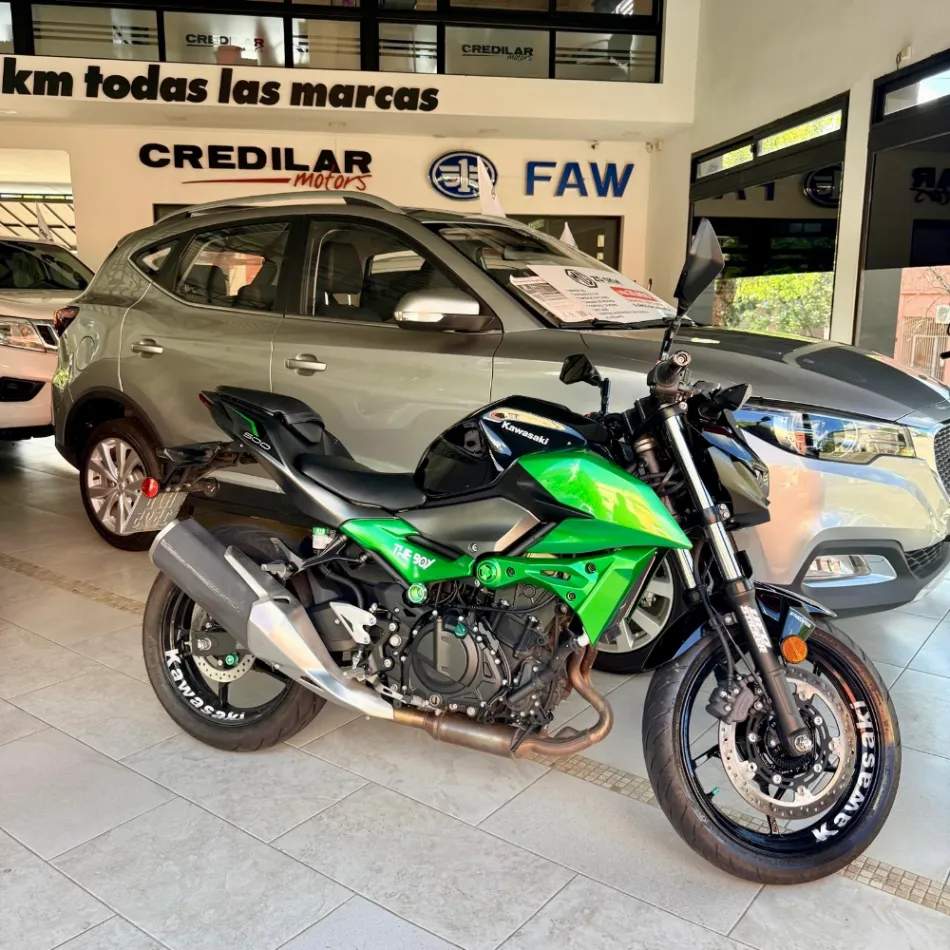 Kawasaki ER500 ESFNN 2025