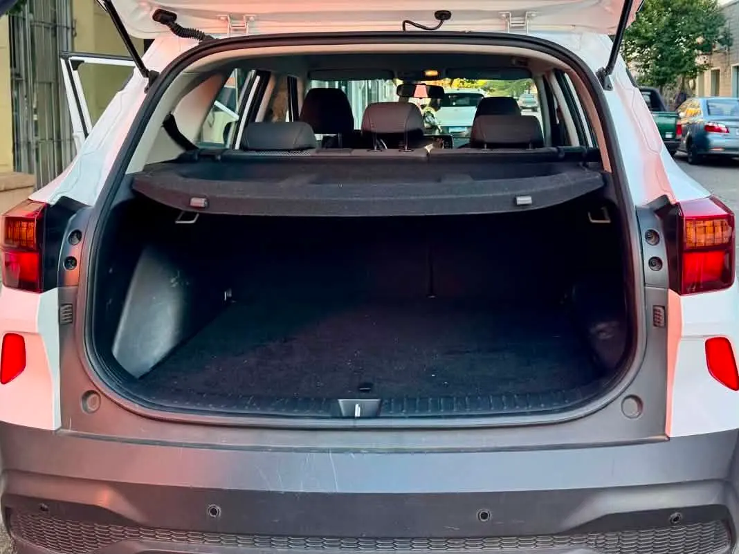 Kia Seltos LX PLUS 2023 - imagen 7