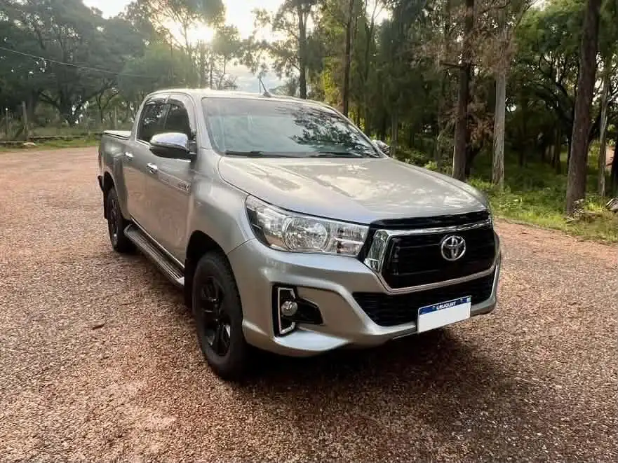 Toyota Hilux SRV 4X2 2020 - imagen 2