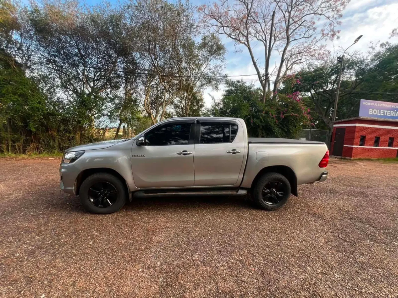 Toyota Hilux SRV 4X2 2020 - imagen 7
