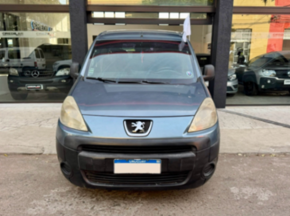 Peugeot Partner B9 2012