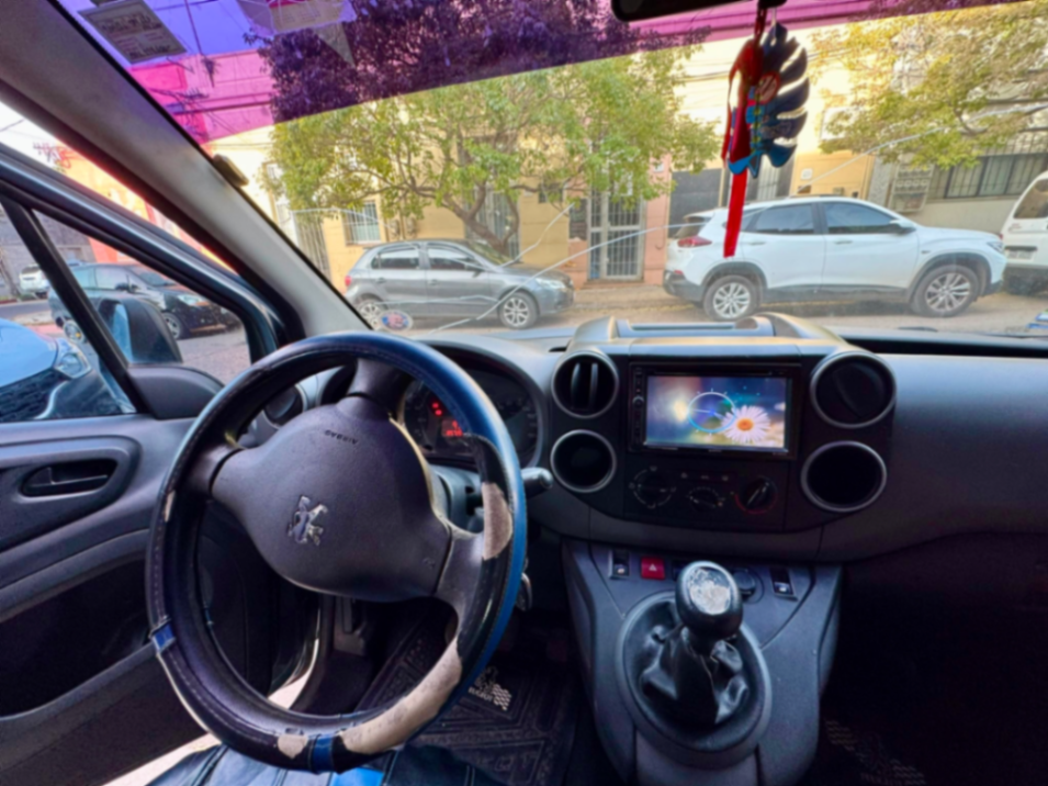 Peugeot Partner B9 2012 - imagen 9